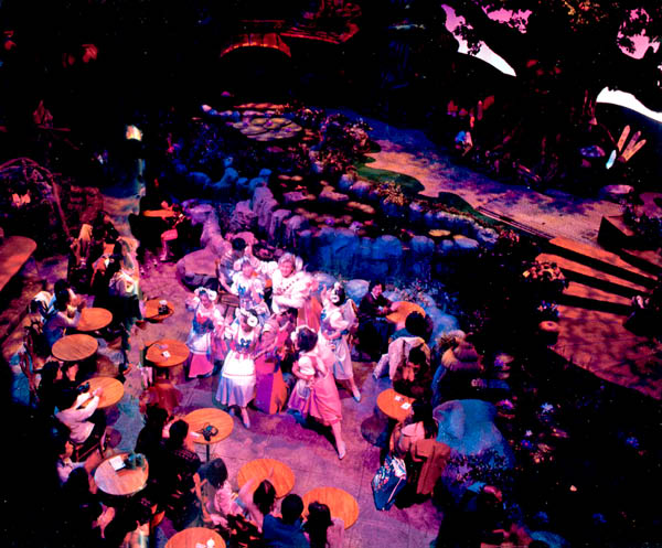 Fairie_ShowAndDining1